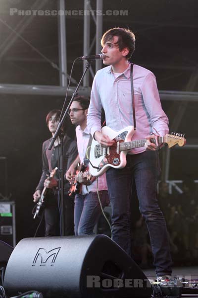 THE PAINS OF BEING PURE AT HEART - 2009-07-30 - PAREDES DE COURA (Portugal) - Praia do Tabuao - 